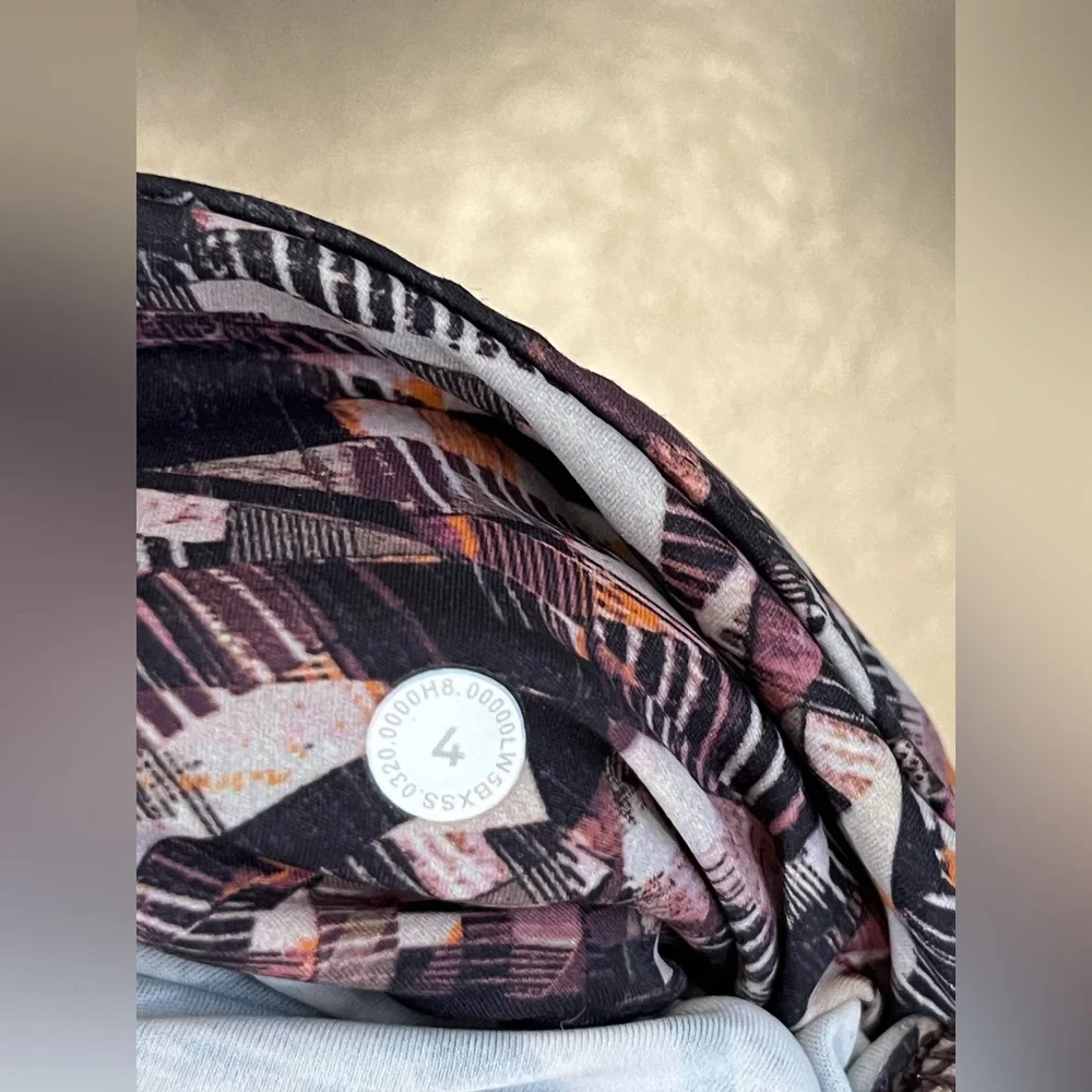 Lululemon Fast and Free Tight II 25